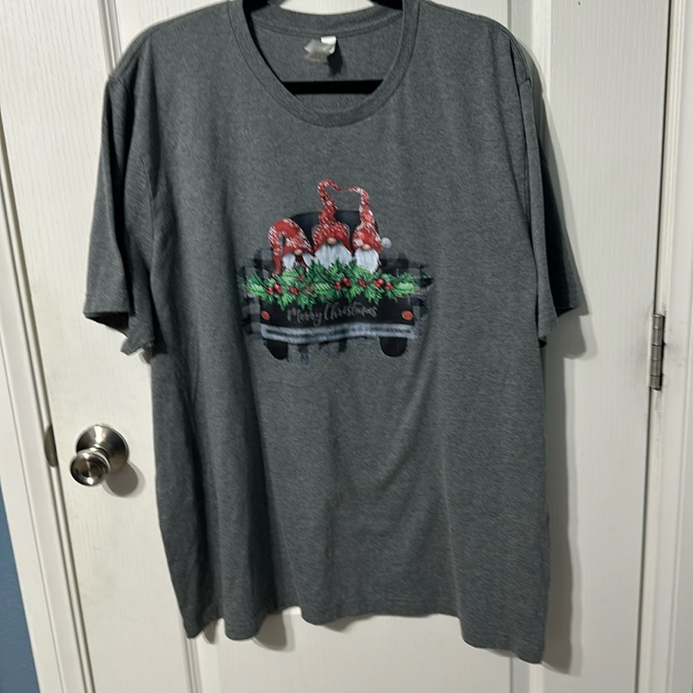 3x Canvas Christmas Gnome Tee